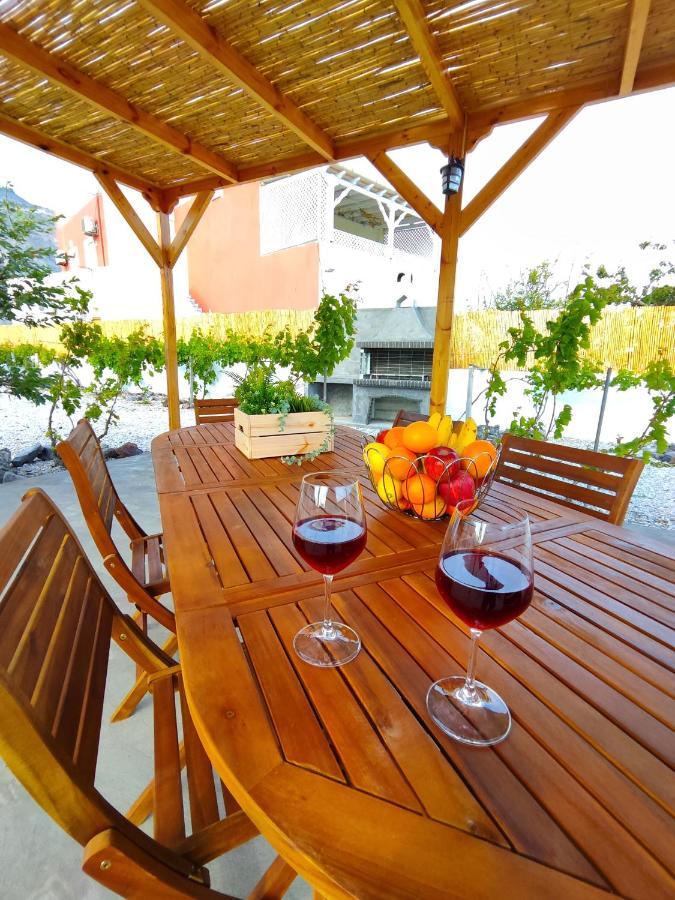 Oasis Apartments Perissa  Dış mekan fotoğraf